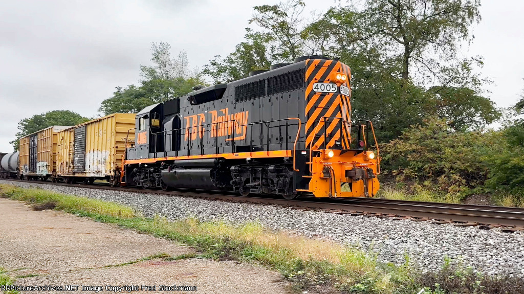 AB 4005 with freight from Brittain Yard to Barberton.